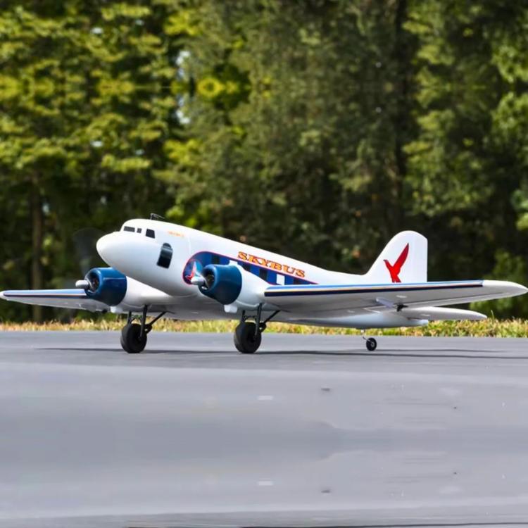 Dynam DC-3 Skybus White 1500mm 59